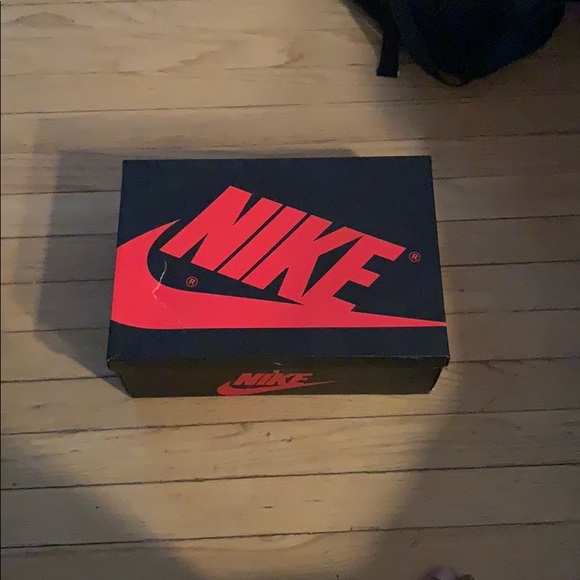 retro 1 jordans bloodline